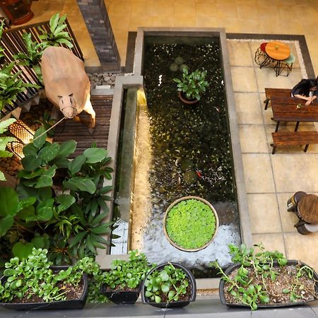 Hotel Sriti Magelang Buitenkant foto