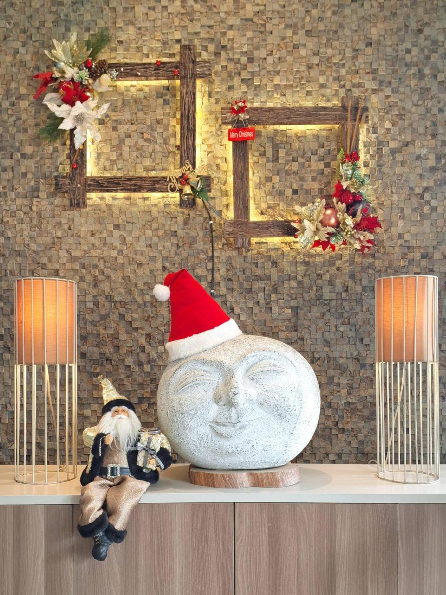 Hotel Sriti Magelang Buitenkant foto