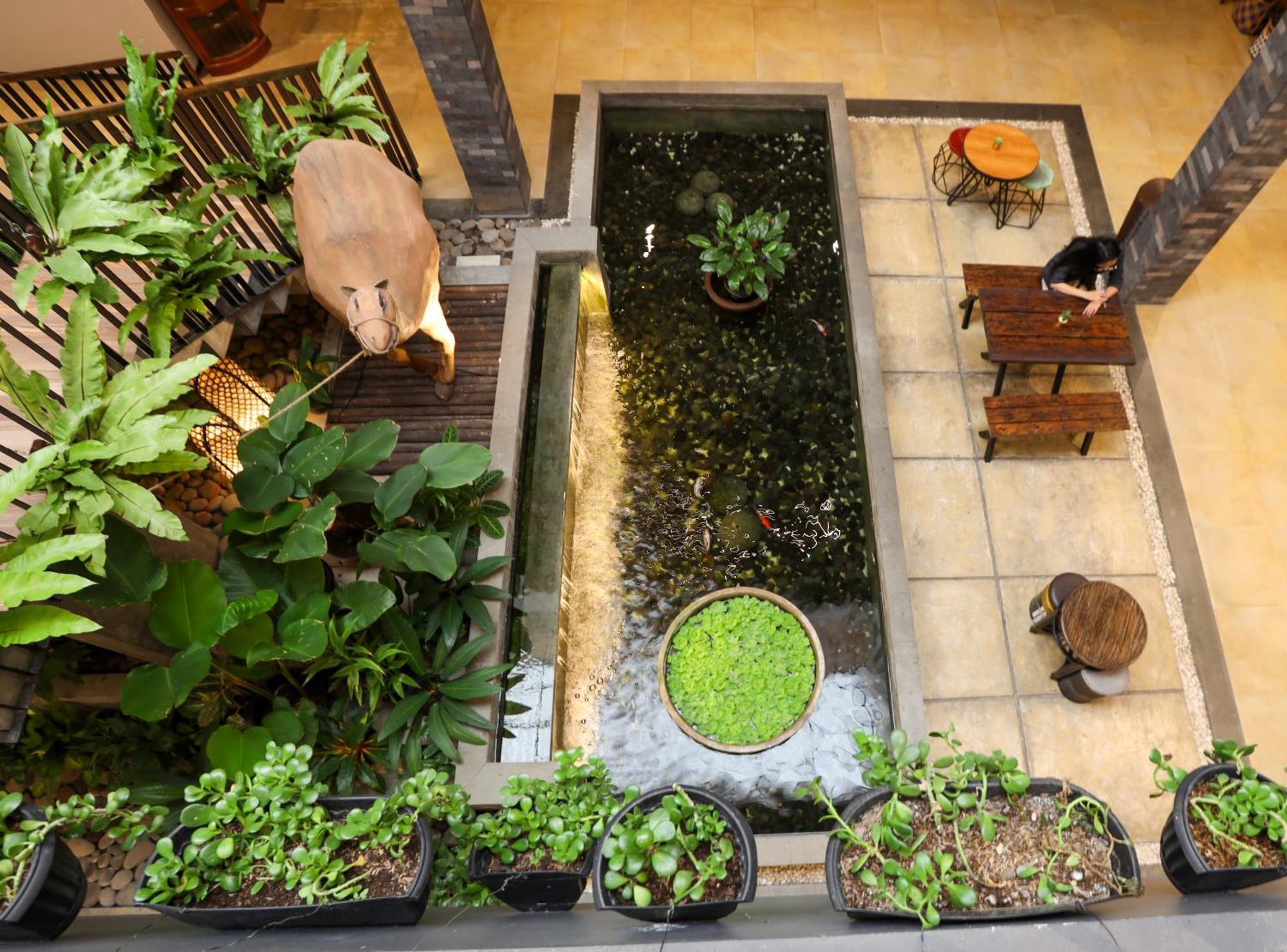 Hotel Sriti Magelang Buitenkant foto